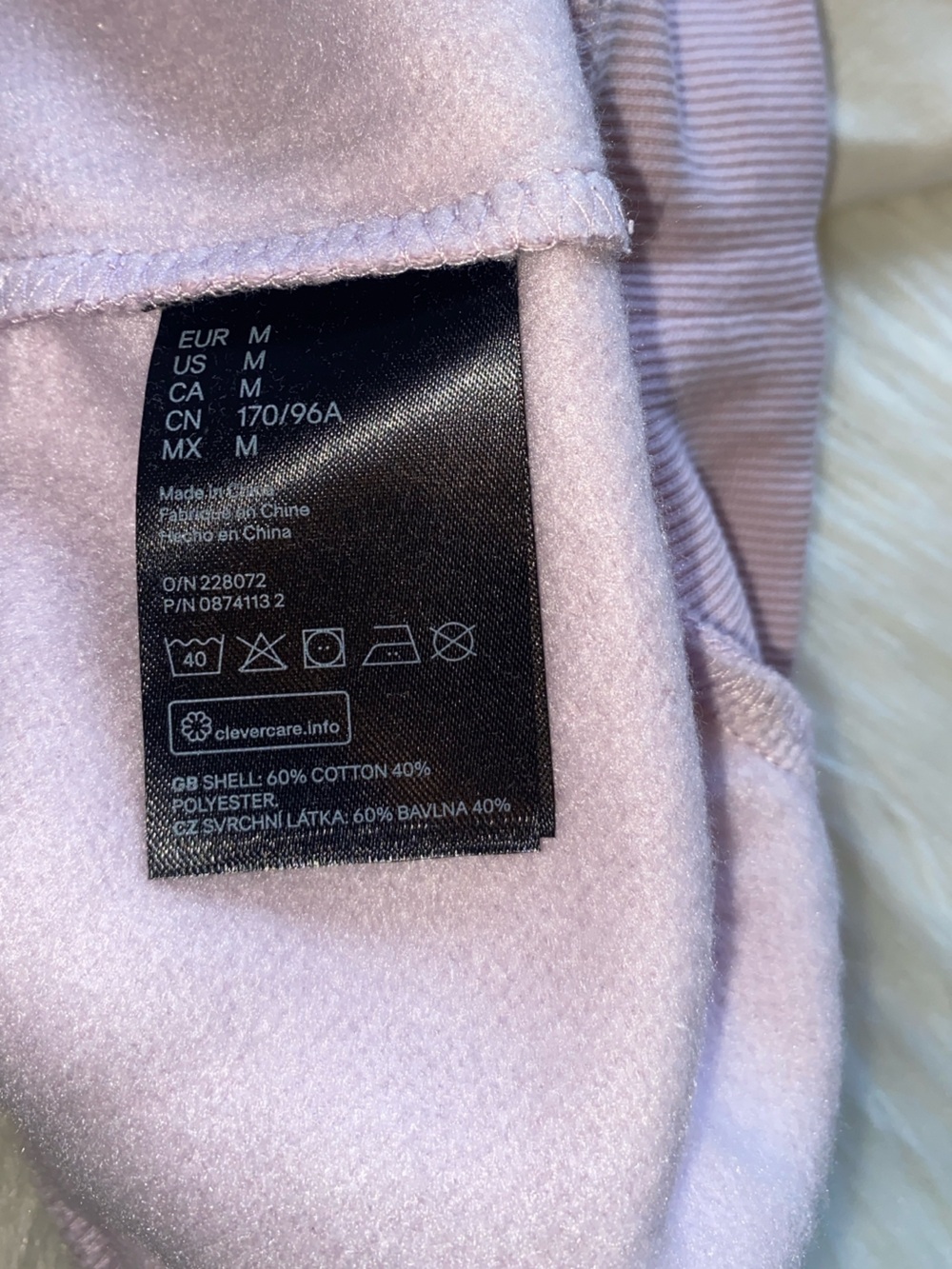 H&M Lavender and White Colorblock Crewneck Sweatshirt - Picture 6 of 6